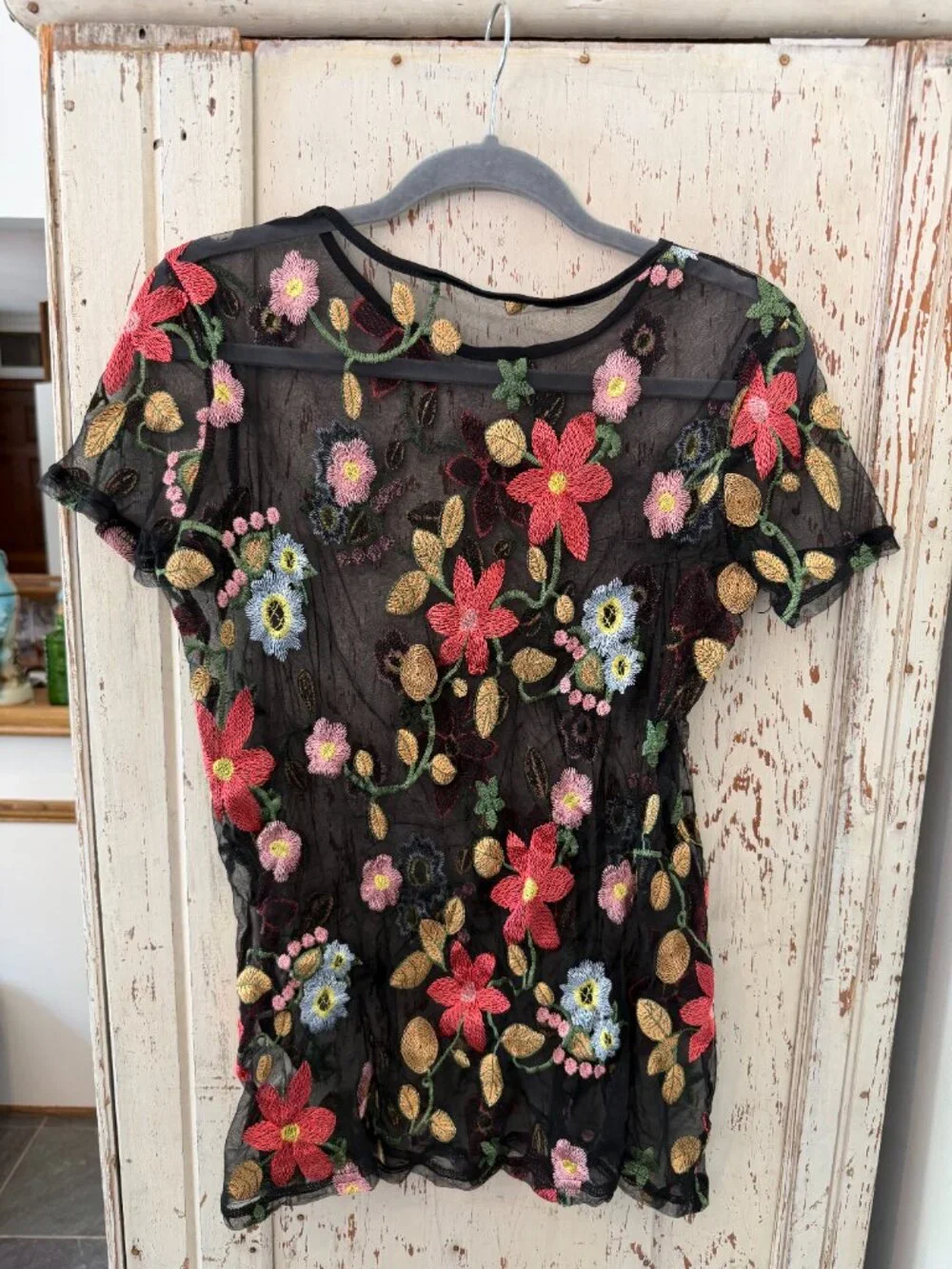 BOUTIQUE HIPPEE HARVEST EMBROIDERED MESH TOP - Picture 3 of 4